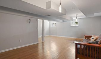 1709 S QUINCY St, Arlington, VA 22204