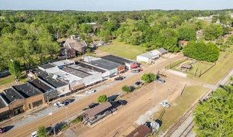 63 E Main St, Ackerman, MS 39735