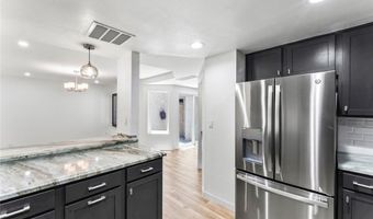 5401 Zelzah 114, Encino, CA 91316