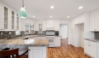 1854 Corte Segundo, Oceanside, CA 92056
