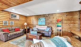 N1575 SILVER CANOE Road, Keshena, WI 54135