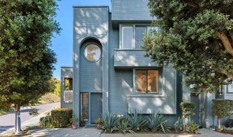 964 Intrepid Ct, Del Mar, CA 92014