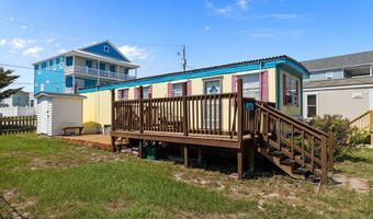 524 E Fort Macon Rd, Atlantic Beach, NC 28512