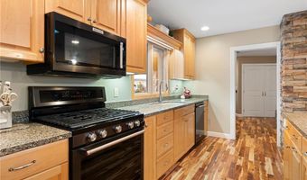 701 4th St SW, Austin, MN 55912