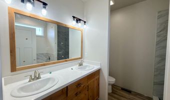 1073 Alpine Ave, Chubbuck, ID 83202