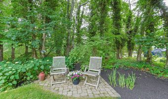 88 Acre Hill Rd, Barnstable, MA 02630