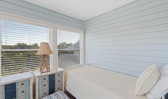 16 Waterthrush Ct, Bald Head Island, NC 28461