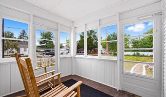 121 Walnut St, Ashville, OH 43103