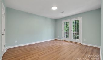 5206 Dunrobin Ln, Charlotte, NC 28226