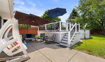 923 Hillside Dr, Amherst, OH 44001