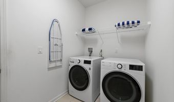 21 Aurora Cir, Barnegat, NJ 08005