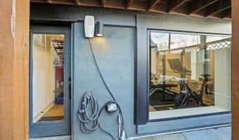 1410 C St NE, Washington, DC 20002