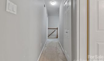 1 Pickwick Rd, Asheville, NC 28803