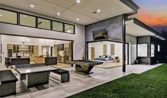 7663 E Corto, Anaheim, CA 92808