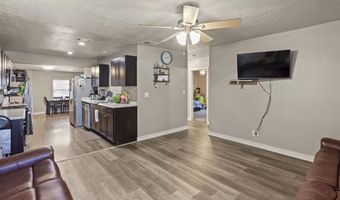 608 Welshire St, Carlsbad, NM 88220