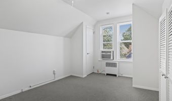 23 W 42ND St 3, Bayonne, NJ 07002