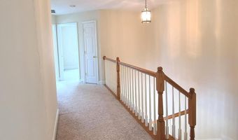 2421 HUNTINGTON PARK Dr, Alexandria, VA 22303