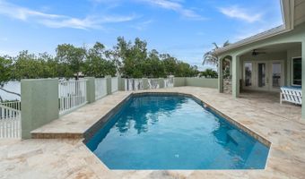 811 BIRDIE Way, Apollo Beach, FL 33572