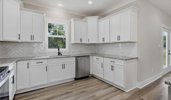 132 Ridge Stone Rd, Autryville, NC 28318