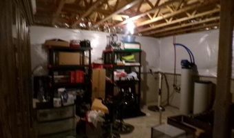 5294 Karst Cir, Ashville, OH 43103