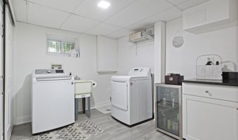 4534 LA SALLE Ave, Alexandria, VA 22304