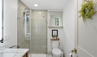 243 Maple Ave, Barrington, RI 02806