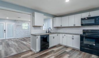 719 CARDINAL Ave, Bear, DE 19701