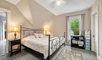 11 Summer St, Barre, VT 05649