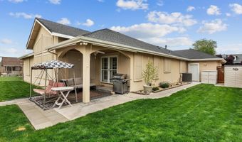 137 Desert Lakes Dr, Fernley, NV 89408