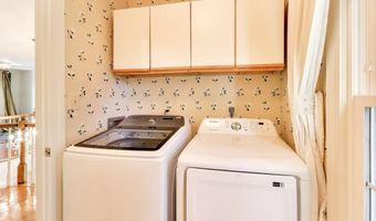 7806 FOX GATE Ct, Bethesda, MD 20817