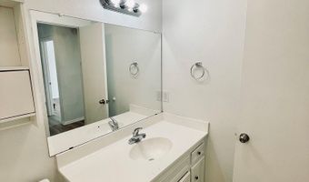 1203 D Redwood D, Andrews, TX 79714