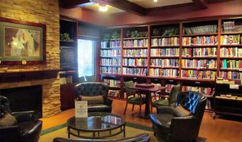 3220 E GLENEAGLE Dr, Chandler, AZ 85249