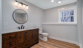74 Lakeshore Dr, Ashburnham, MA 01430