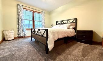 223 Steeple Pointe Ln, Bedford, IN 47421