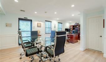 15 Thomas St C, North Providence, RI 02911