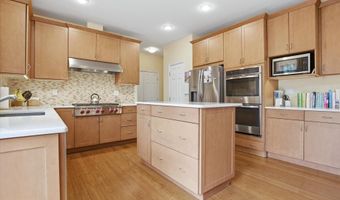 1026 GLENDEVON Dr, Ambler, PA 19002