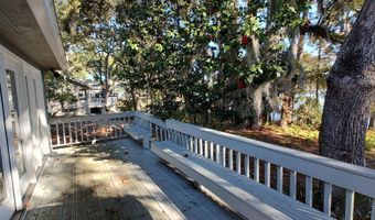 197 Pleasant Point Dr, Beaufort, SC 29907