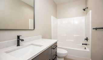 87653 8th St, Veneta, OR 97487