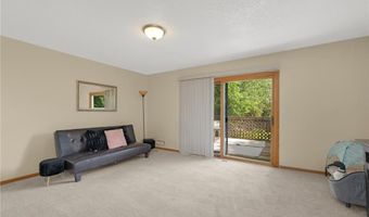 846 Jonathan Dr, Apple Valley, MN 55124