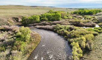 84 Bow Fiddle Ranch Rd, Centennial, WY 82070