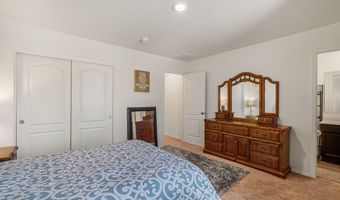 2404 Calle Del Los Claveles, Belen, NM 87002