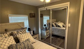 798 Lake Viking Ter, Altamont, MO 64620