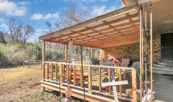 554 E San Antonio St, Alto, TX 75925