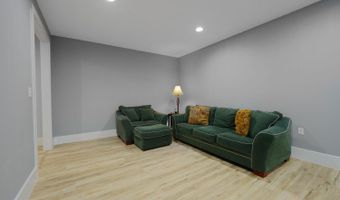 41744 IVY GLEN Ct, Ashburn, VA 20148