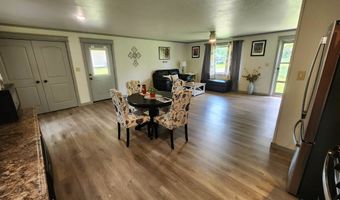 110 Peace Valley Rd, Ash Flat, AR 72513