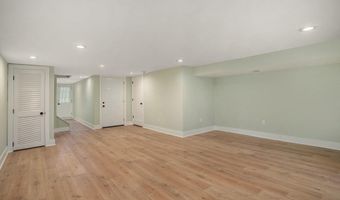 9038 LYKENS Ln, Philadelphia, PA 19128