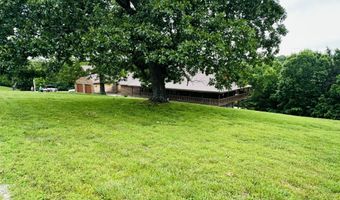 300 Round Up Ln, Bakersfield, MO 65609