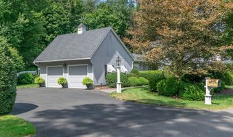92 Forest Rd, Agawam, MA 01001