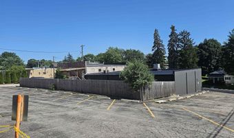 109-111 W Hazel St, Albion, IN 46701