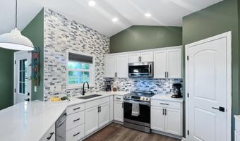306 Wells Purdom Dr, Almo, KY 42020